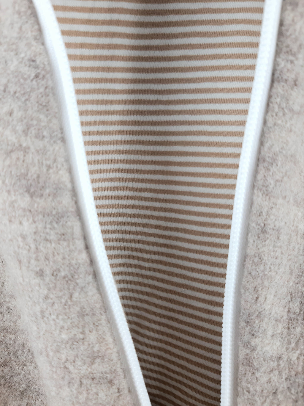 Fleece jacket mottled sand with beige stripes