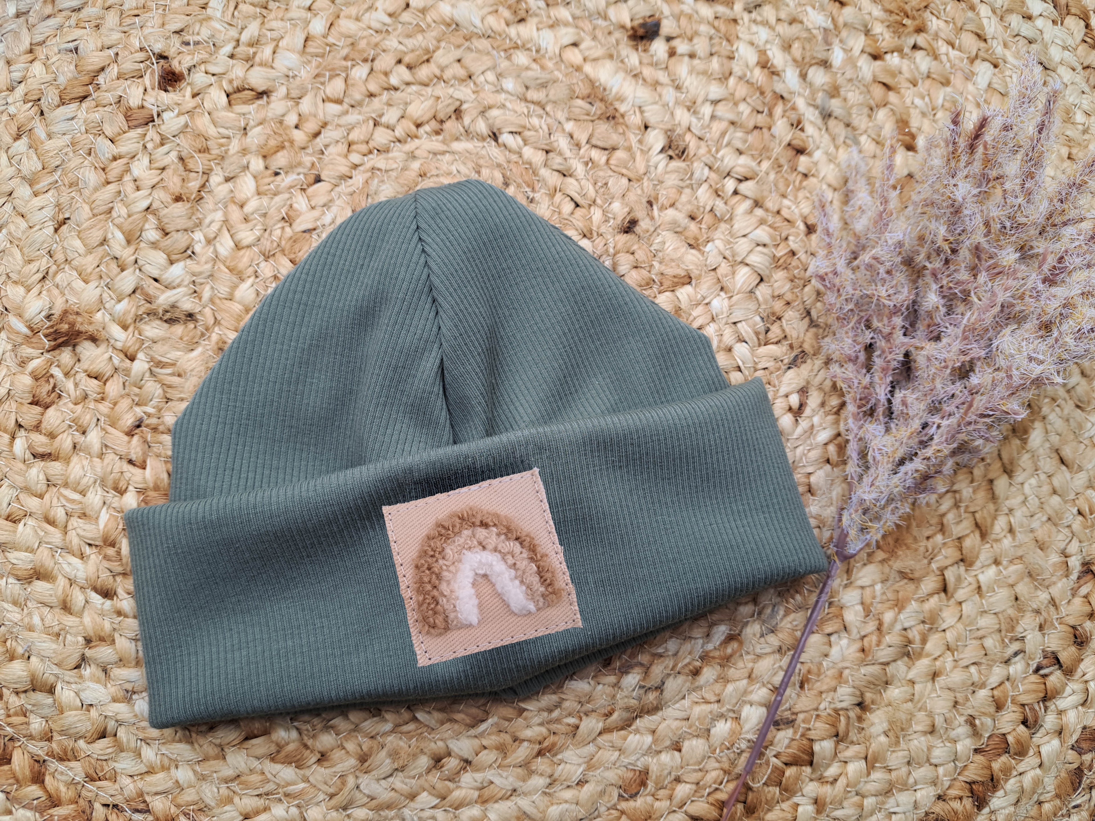 Hipster Beanie Feinripp altmint 42-44 Logo Regenbogen