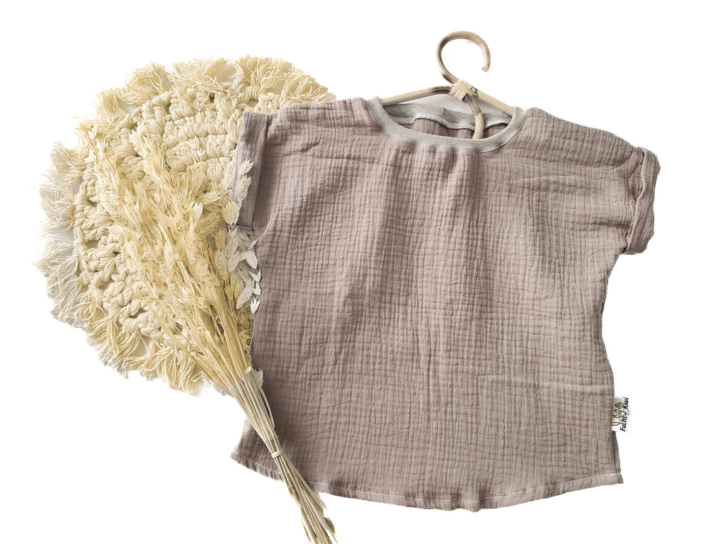 T-Shirt with cuffed sleeves, muslin, beige