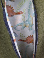 Walkjacke moosgrün meliert mit schreckliche Dinos