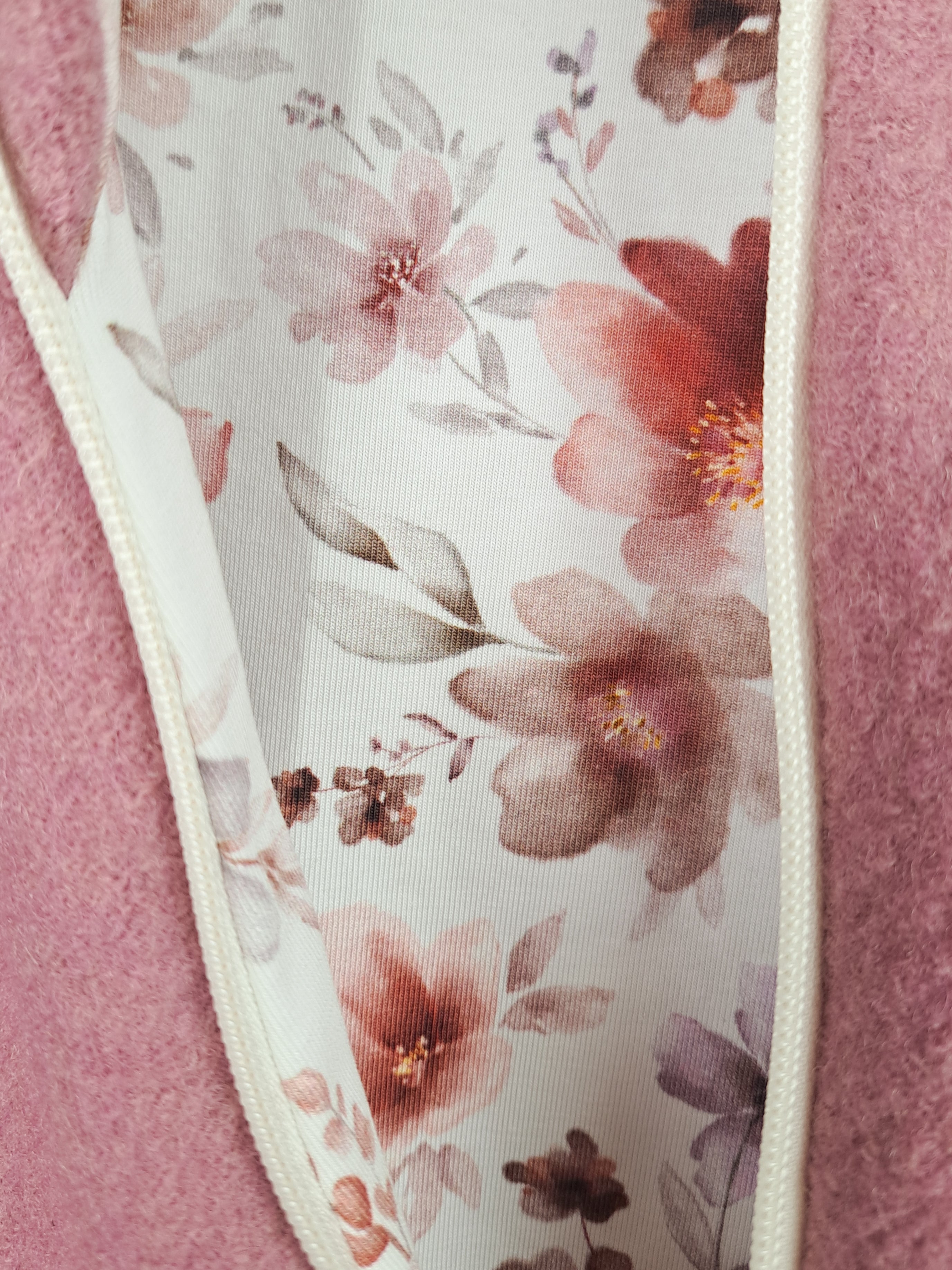 Walkjacke altrosa mit Blumenmeer