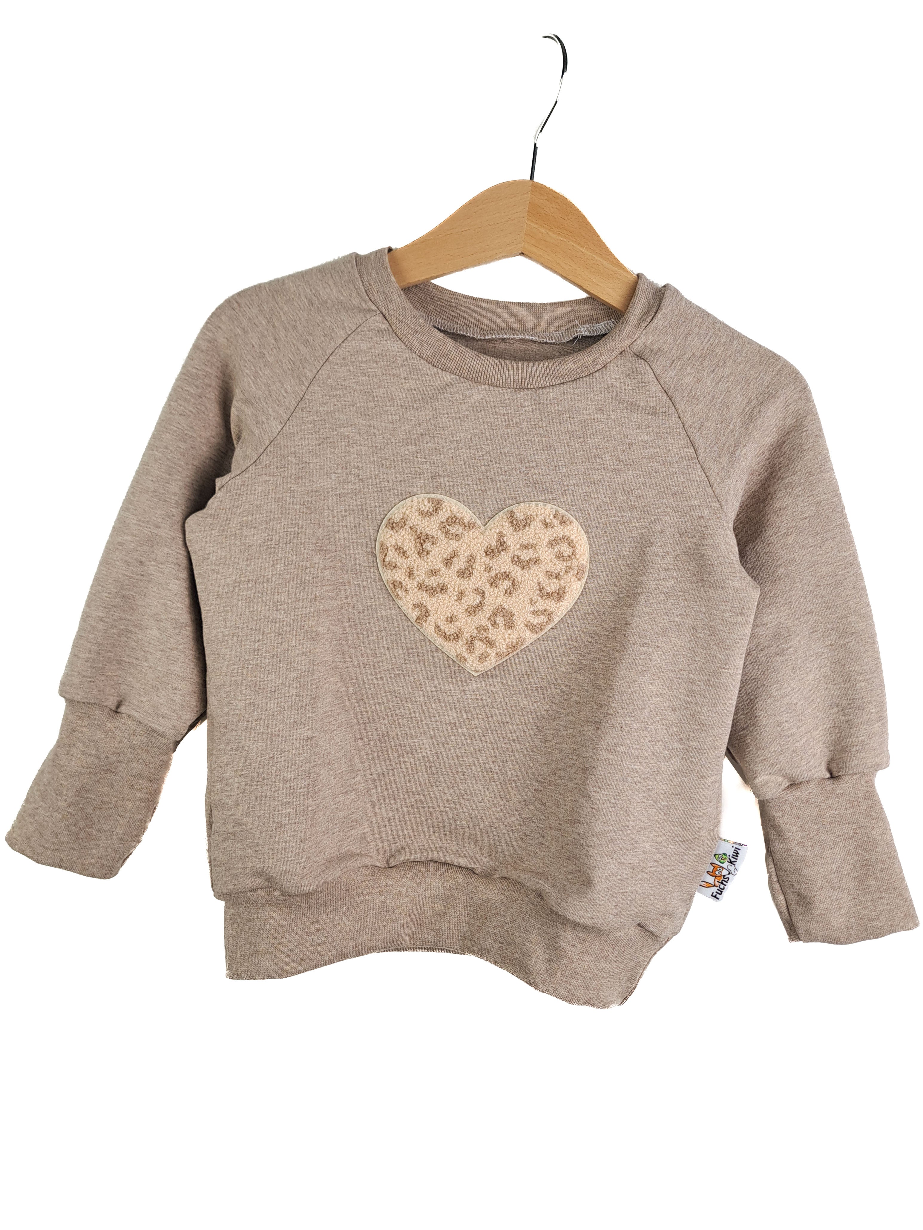 Pullover Leo Herz-Patch sand