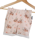 Short shorts underwater world sand