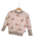 Sweater underwater world sand