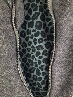 Walkjacke grau mit Leo anthrazit