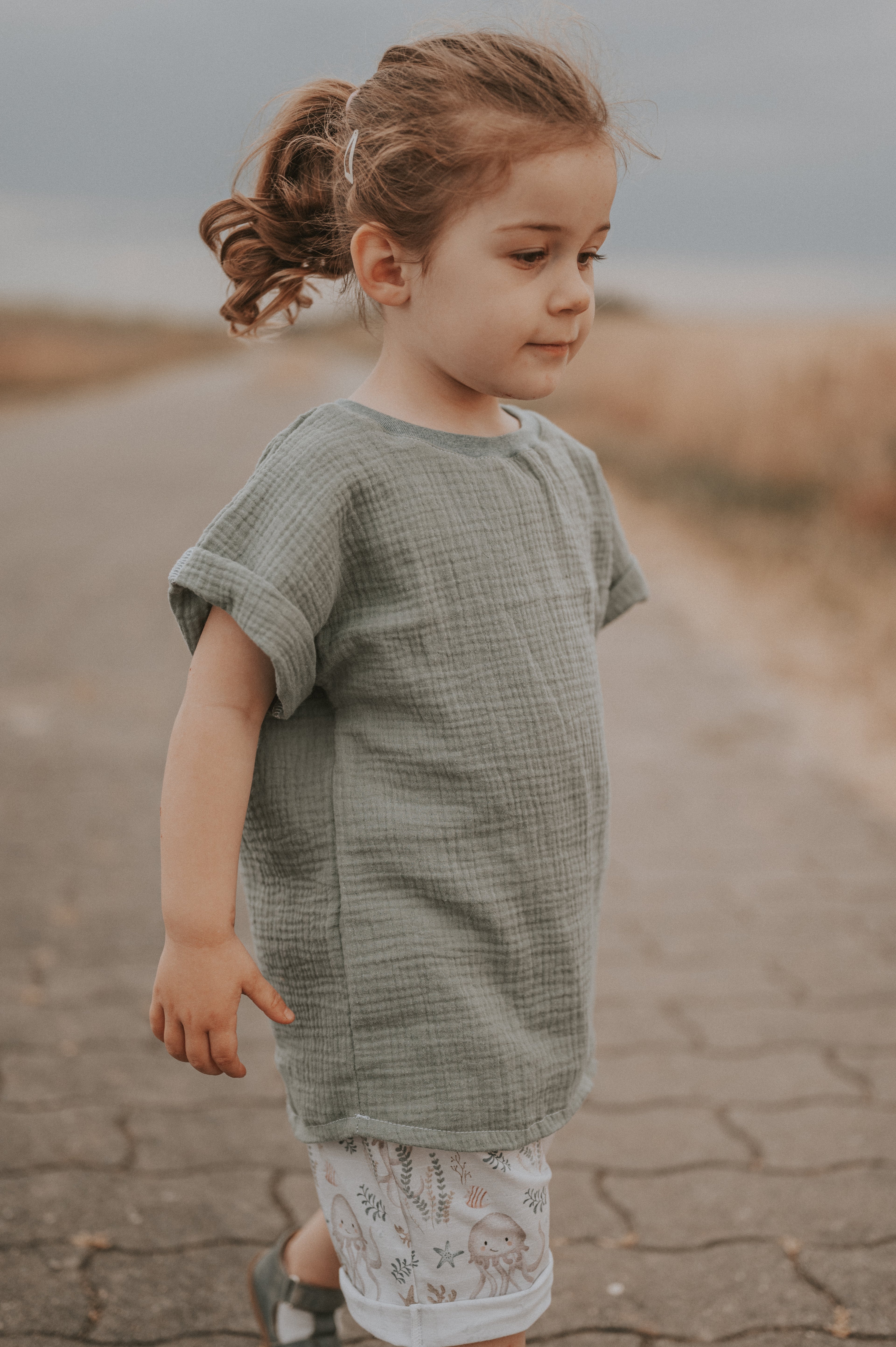 T-shirt with cuffed sleeves, muslin, grey