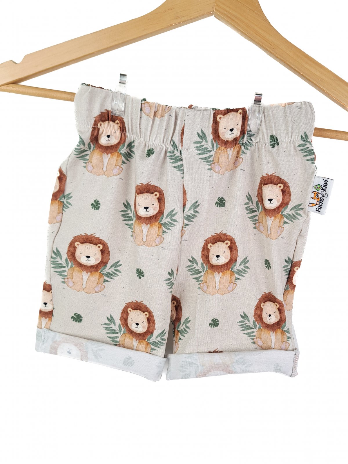 Kurze Shorts Wild Lion