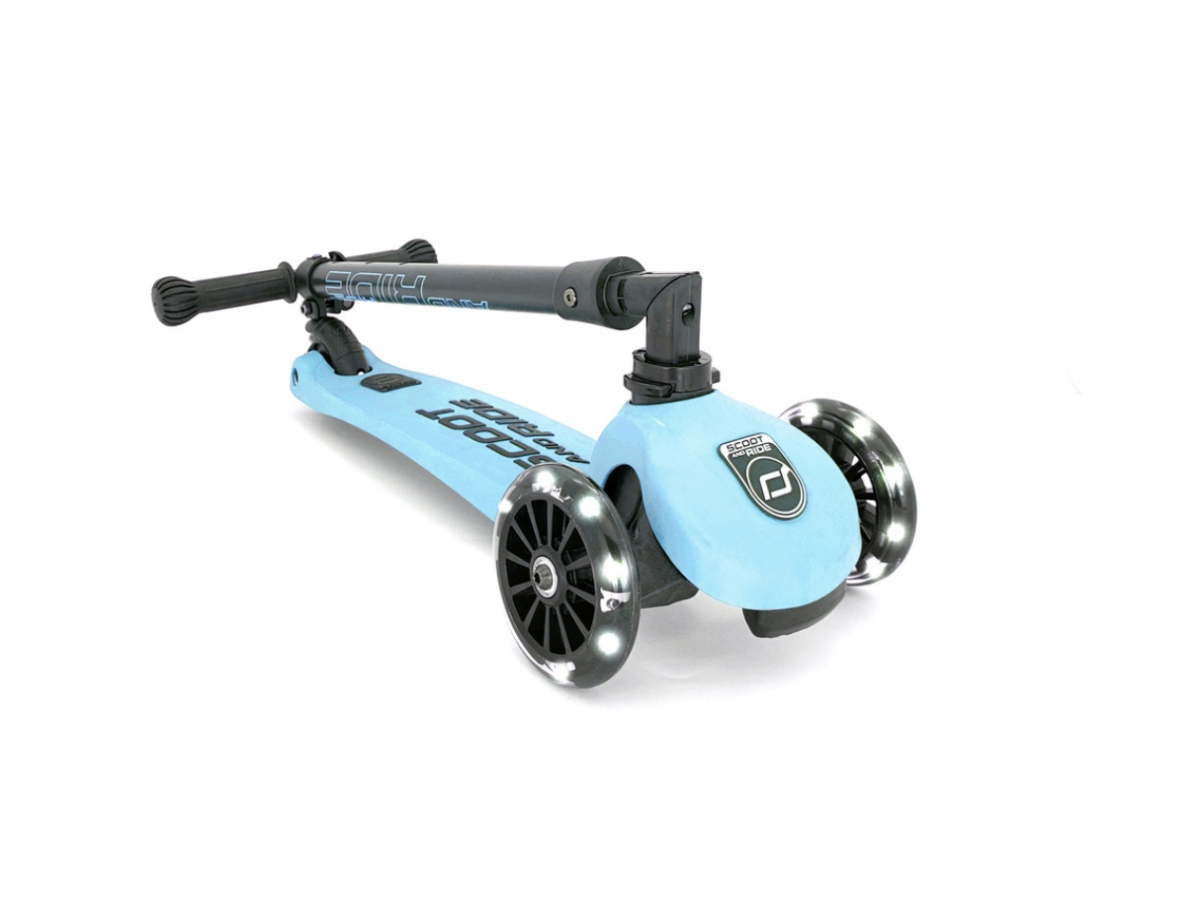 Scoot & Ride Highwaykick 3 LED blueberry