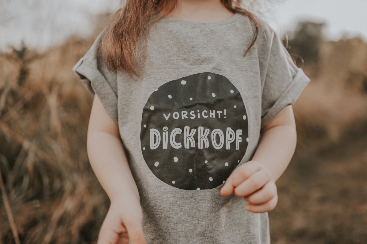 Shirty Vorsicht Dickkopf-Patch grau