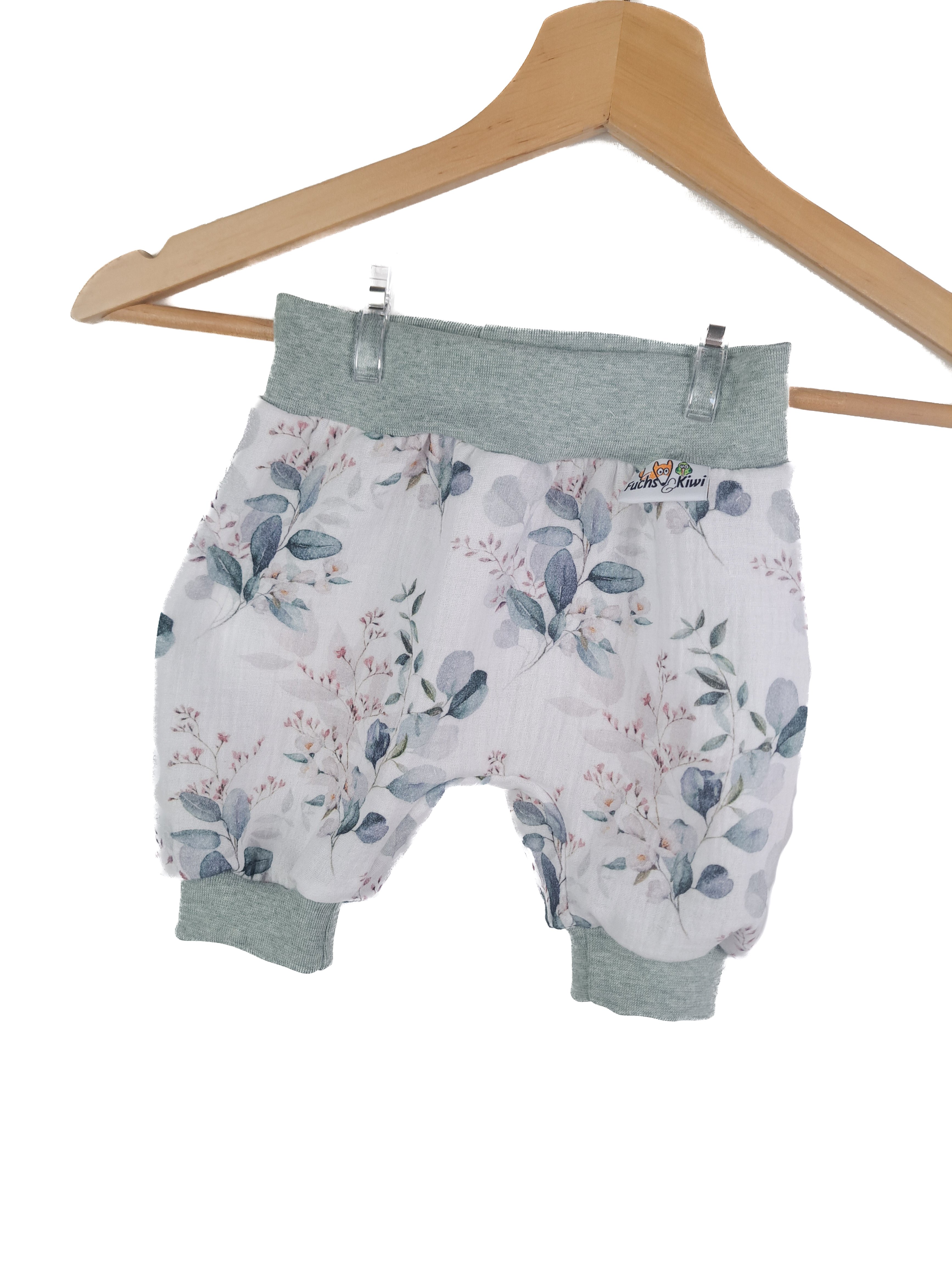 Kurze Hose Musselin Eukalyptus & Blumen 86/92