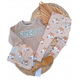Frech-Patch Outfit